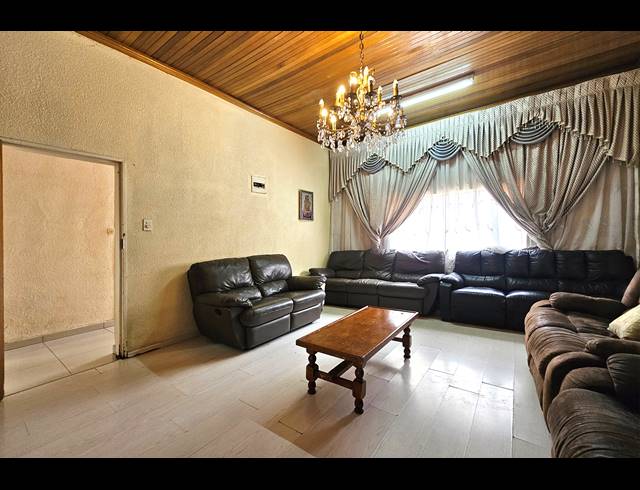 10 BEDROOM HOUSE FOR SALE IN FORDSBURG